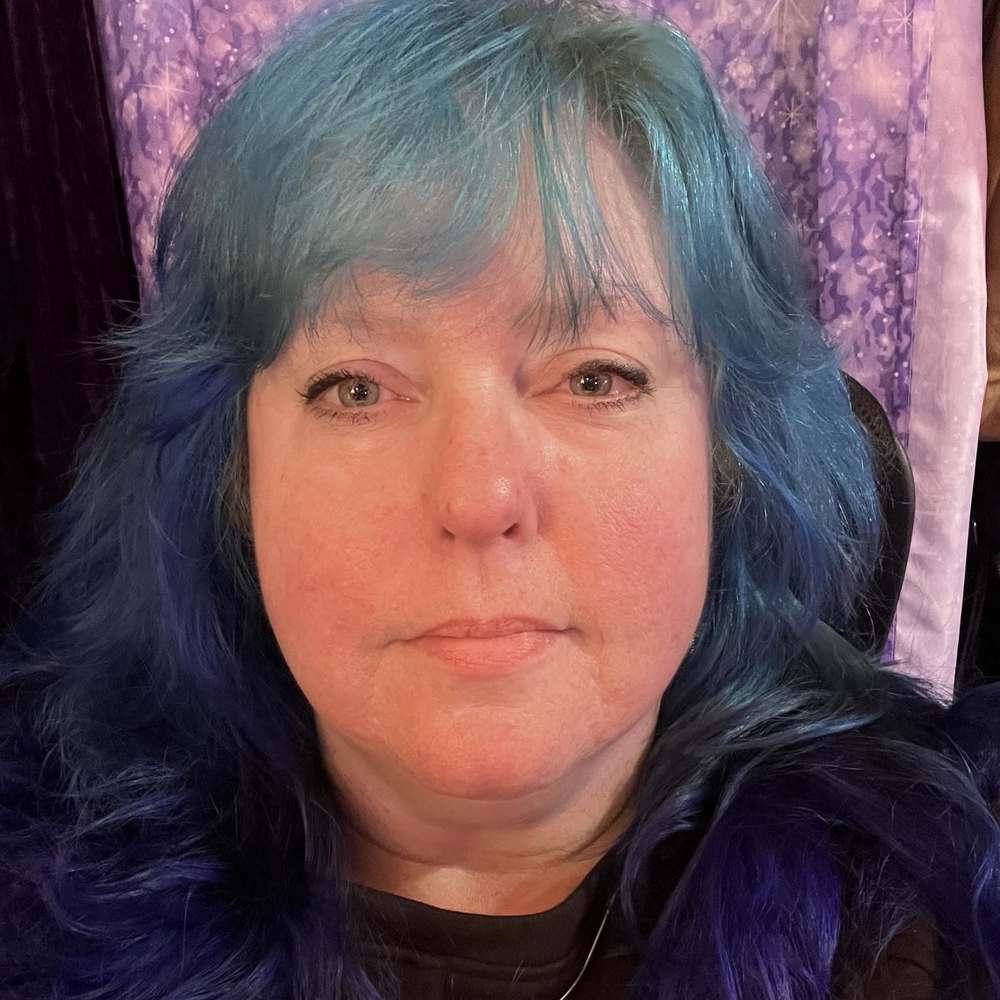 Meet your Posher, Wendy